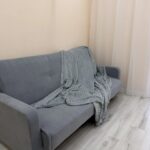 2-комнатная квартира посуточно в Пензе — стол для работы
